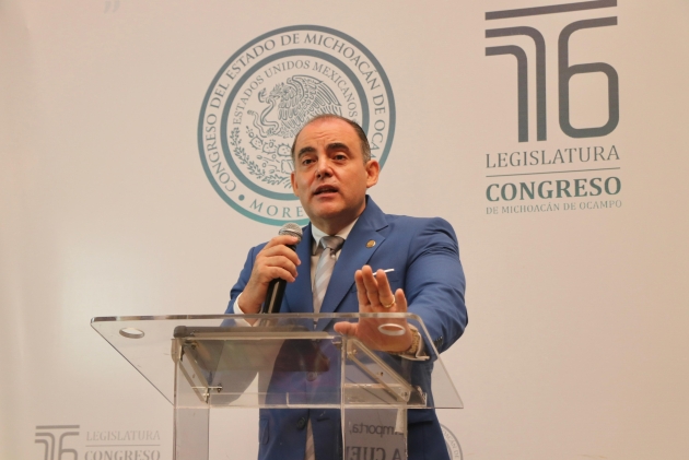 El Dip. Baltazar Gaona del PT Confia en el cumplimiento de acuerdos tras levantamiento de huelga en la UMSNH