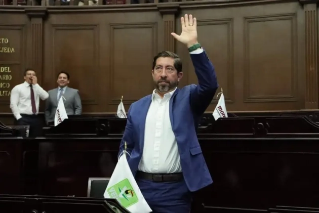 Dip Abraham Espinoza Villa propone ley anti-alienación parental en Michoacán