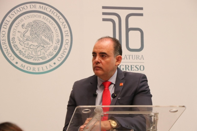 Exige Baltazar Gaona disculpa pública al Movimiento del Sombrero por actos violentos en el Congreso