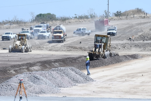 "Minería y manufactura impulsan la actividad industrial de Michoacán": Claudio Méndez  