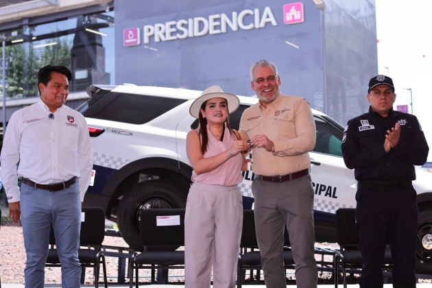 Entrega Ramírez Bedolla patrullas de última generación para reforzar la seguridad en Uruapan