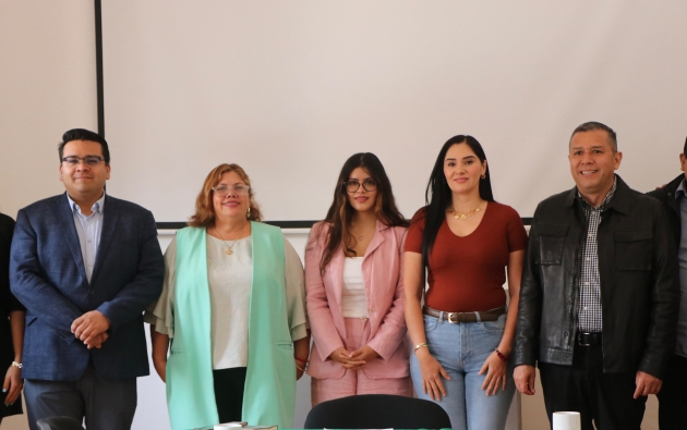 Se reúne Comisión de Asuntos Electorales de la 76 Legislatura con presidenta provisional del IEM