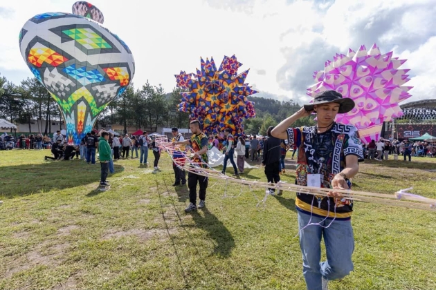 "El Festival Cantoya, Fiesta y Color deja Gran Afluencia Turística en Paracho" 