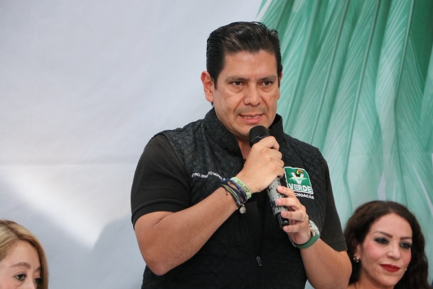 Continúa Ernesto Núñez difusión del plan "Michoacán Competitivo" en varios Municipios de la Entidad