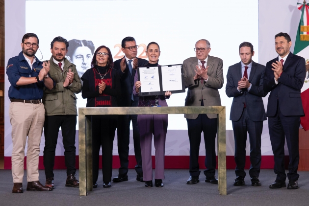 La Presidenta Sheinbaum  firma Decreto para Creación de 12 mil 750 consultorios del Servicio Universal de Salud a partir del  2027 
