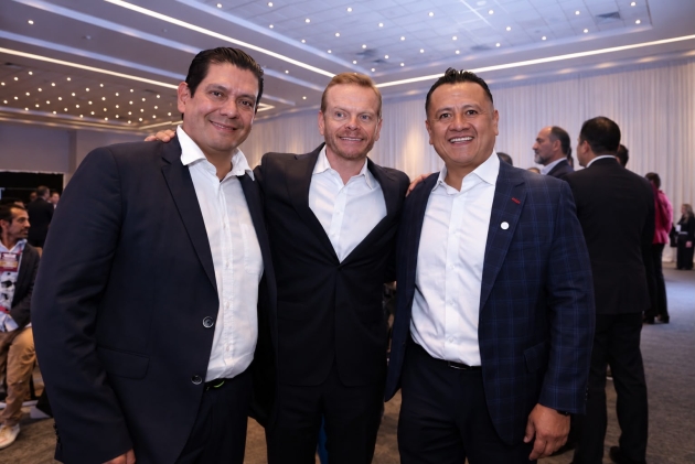 Ernesto Núñez reconoce designación de Carlos Torres Piña y refrenda llamado a la unidad rumbo a 2027