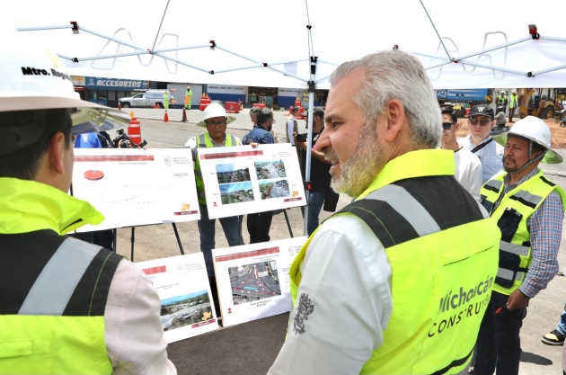 "Construcción del distribuidor La Rinconada en Zamora, con 15 % de avance": Alfredo Ramírez Bedolla