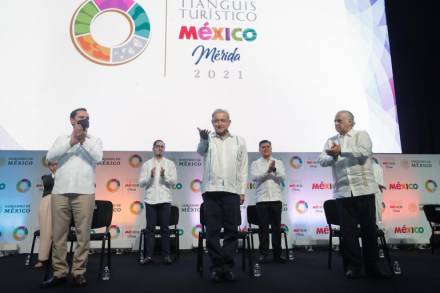 AMLO inaugura el Tianguis Turístico 2021 en Mérida; destaca potencial de México en el sector 
