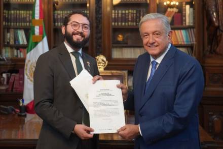 El Presidente de México recibe en Palacio Nacional Cartas Credenciales de Siete Embajadores en Nuestro País 