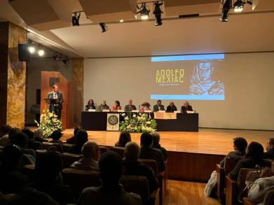 Adolfo Mexiac el inolvidable grabador Michoacano fue homenajeado por el Instituto Nacional de Bellas Artes y Literatura (INBAL), y las Secretarías de Cultura de Michoacán y  Colima.