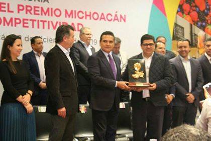 Preside Gobernador Silvano Aureoles la XVIII ceremonia de entrega del Premio Michoacán a la Competitividad
