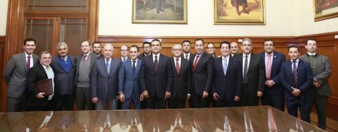 Â¡En Hora Buena! Firma Michoacán nuevo Acuerdo Educativo con la Federación a través del Gobernador  Silvano Aureoles Conejo