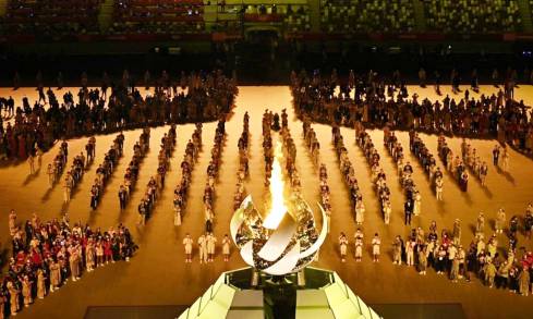 Gran Inauguración de Los Juegos Olímpicos de Tokio Japón 2020 Sostiene el Espíritu Deportivo Mundial 
