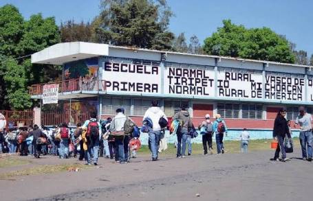 Niega Gobierno estatal desaparición de normalistas de Tiripetío de Michoacán en Guerrero 