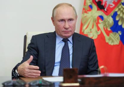 Vladimir Putin acusa a EU de 'buscar prolongar' conflicto entre Rusia y Ucrania 