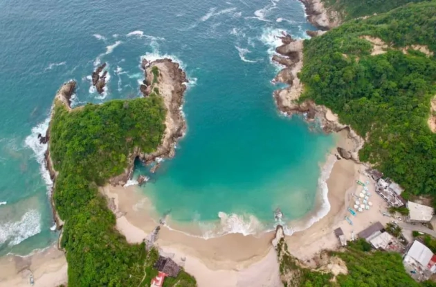 Playas michoacanas, limpias y aptas para vacacionar: Alfredo Ramírez Bedolla 