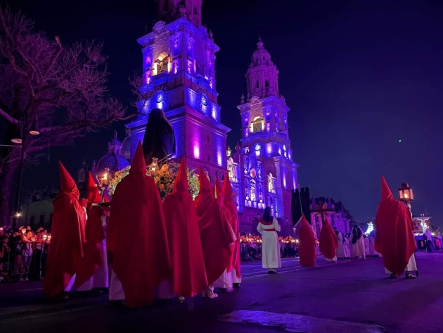 Michoacán vive las Tradiciones Religiosas a través de la Emblemática Procesión del Silencio  