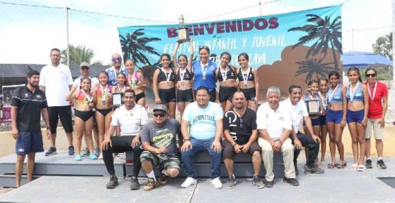 Concluye Festival Infantil y Juvenil de Voleibol de Playa en Michoacán      