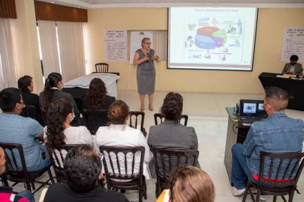 DIF Michoacán realiza capacitación del Programa de Salud y Bienestar Comunitario 