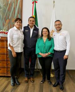 Reconocen a Michoacán como ejemplo nacional en atención a la salud con Silvano Aureoles