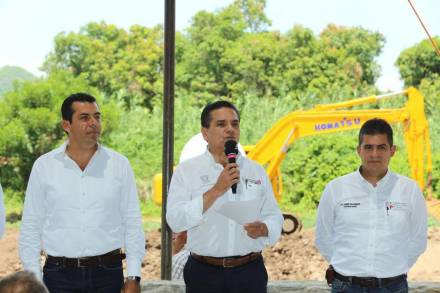 Arranca Gobernador proyecto integral de saneamiento de aguas residuales en Huetamo, Michoacán