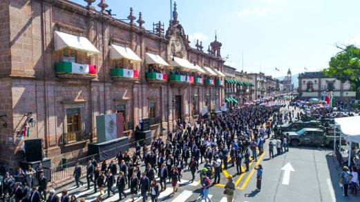 Con Jubilo y Algarabía se realiza el Desfile Cívico Alusivo al Día de la Independencia en Morelia Michoacán