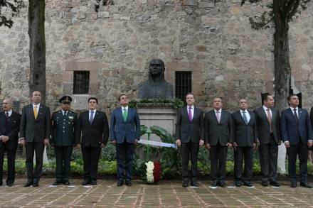 Conmemoran herencia patriótica de Morelos en Bando Solemne 