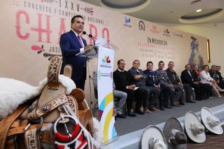 Michoacán celebra la Charrería y construye relaciones de paz: Silvano Aureoles