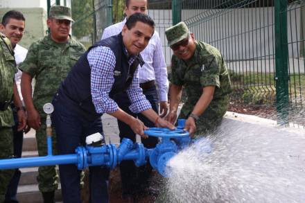 Abastecen de agua potable al Centro de Adiestramiento de la XII Región Militar
