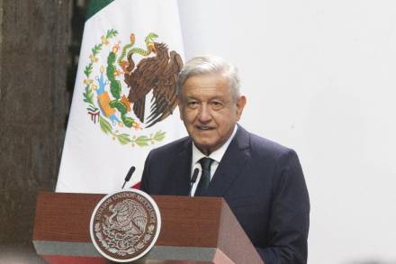 El Presidente de México entrega su Segundo informe de Gobierno del Sexenio que encabeza y emite un discurso a la ciudadania  