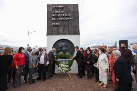 El Ayuntamiento de Morelia Conmemora a Amalia Silórzano de Cárdenas 