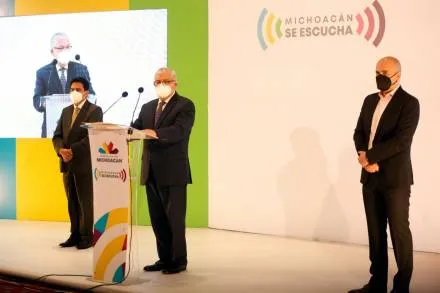 Gobierno de Michoacán, listo para resolver problema educativo en coordinación con Federación  