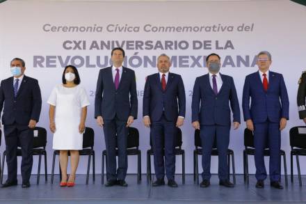 Se Realiza la  ceremonia cívica por el CXI Aniversario de la Revolución Mexicana 