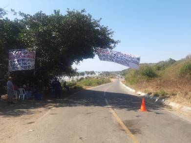 Logra Segob liberación de la carretera Lázaro Cárdenas - Colima 