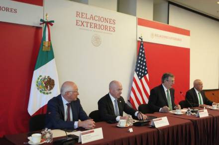 EL Canciller Marcelo Ebrard recibe al Secretario de Seguridad Nacional de Estados Unidos, Alejandro Mayorka 