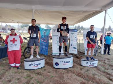 Ganan Juan Belman y Nayeli Tovar 1a. edición del Running San José, Community Race