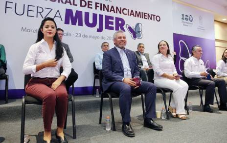 Alfredo Ramírez Bedolla  presenta Fuerza Mujer, programa que alienta la autonomía económica de las Mujeres 