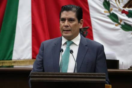 Propone Dip. Ernesto Núñez reconocimiento Manuel Buendía para periodistas de Michoacán 