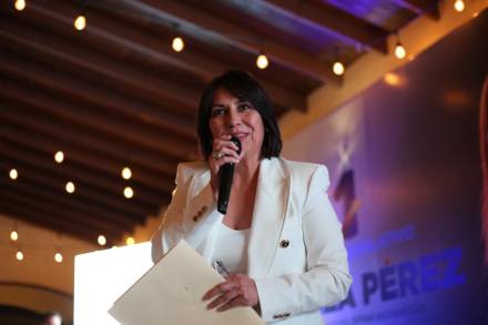  Lariza Pérez alza la voz por su Distrito en su primer informe legislativo 