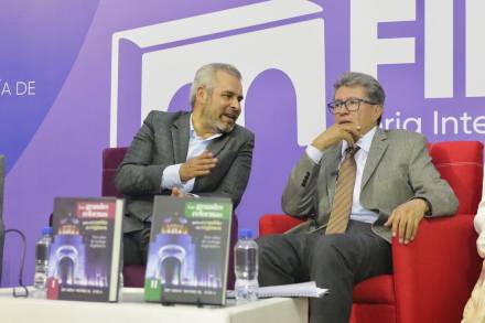 Acompaña Ramírez Bedolla al senador Monreal a presentar su libro  Las grandes reformas para el cambio de régimen.