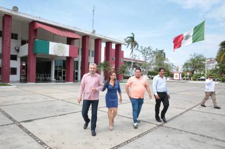 Con visión municipalista, Bedolla entrega apoyos sin precedentes a municipios de Michoacán: Itze Camacho Alcaldesa de Lázaro Cárdenas 