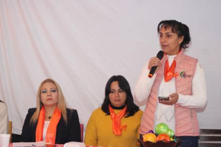 Imparte CJIM Morelia, conferencia en materia violencia de género y derechos de las mujeres, en Tlalpujahua 