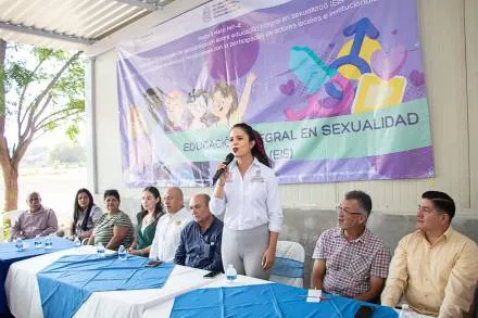 Avanza Prevención del Embarazo Adolescente en 22 municipios de Michoacán: SEIMUJER 