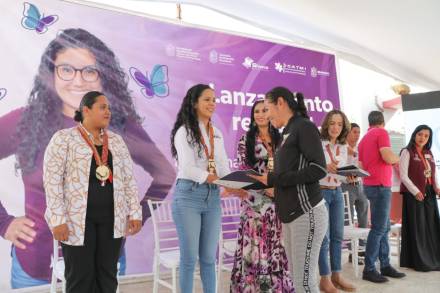 Mejora Fuerza Mujer opciones de financiamiento para las michoacanas 