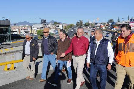 El Gobernador de Michoacán y SCOP supervisan avances en distribuidor vial de salida a Mil Cumbres 
