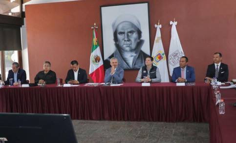 Propone el Gobernador de Michoacán Reglamentar Seguridad en Bares y Antros con la Policía Auxiliar 