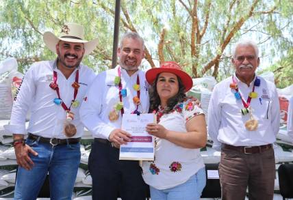 Suman 10 mil Toneladas de Fertilizantes Gratuitos Entregadas a Productores del Campo: Gobierno de Michoacán