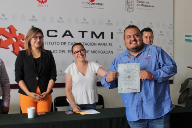 Icatmi certifica a Lagunillas para dar cursos de Inglés a Migrantes 
