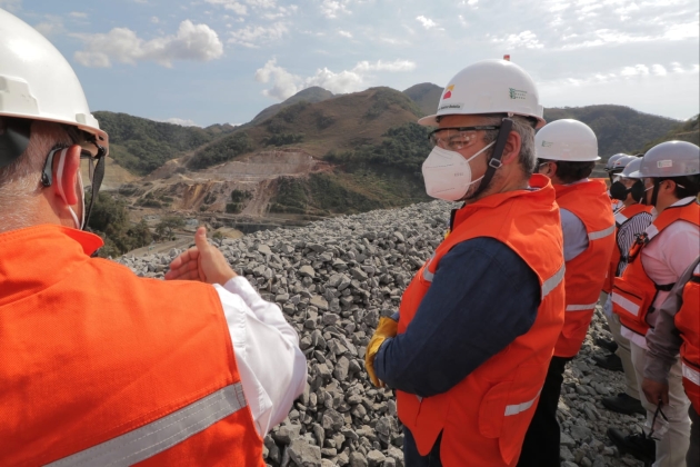 Se Reanudan operaciones mina Ternium, en Aquila Michoacán  