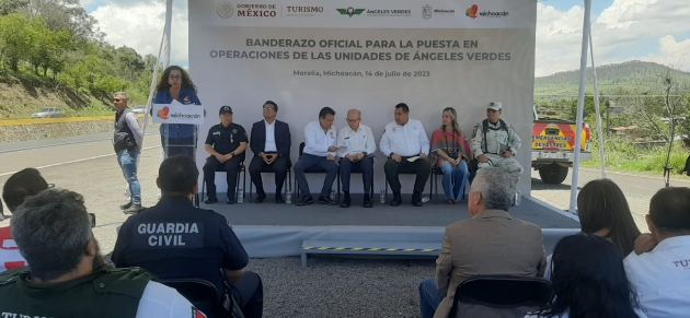 Listas unidades de Ángeles Verdes para auxiliar a turistas en Michoacán